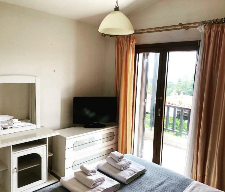 Bright & Spacious Seaview Villa Сивири Екстериор снимка